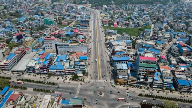 पूर्व–पश्चिम लोकमार्गको नाम पुरानै महेन्द्र राजमार्ग कायम गर्ने प्रस्ताव 