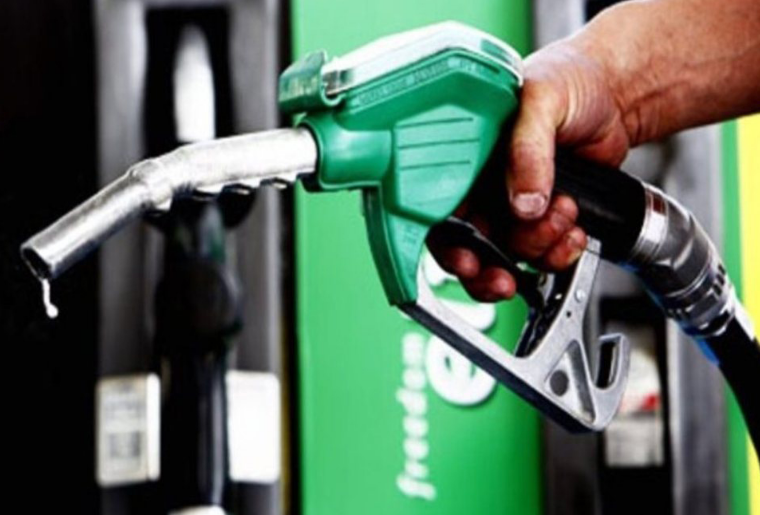 प्रतिलिटर २३७ रुपैयाँ पुग्याे डिजेलको भाउ