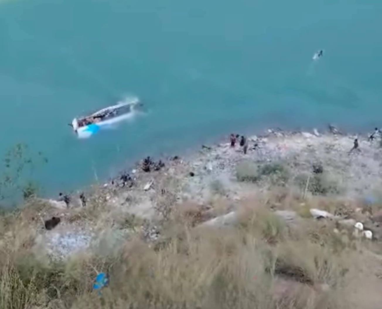 तामाकोसी बस दुर्घटनामा मृतकको संख्या १२ पुग्यो