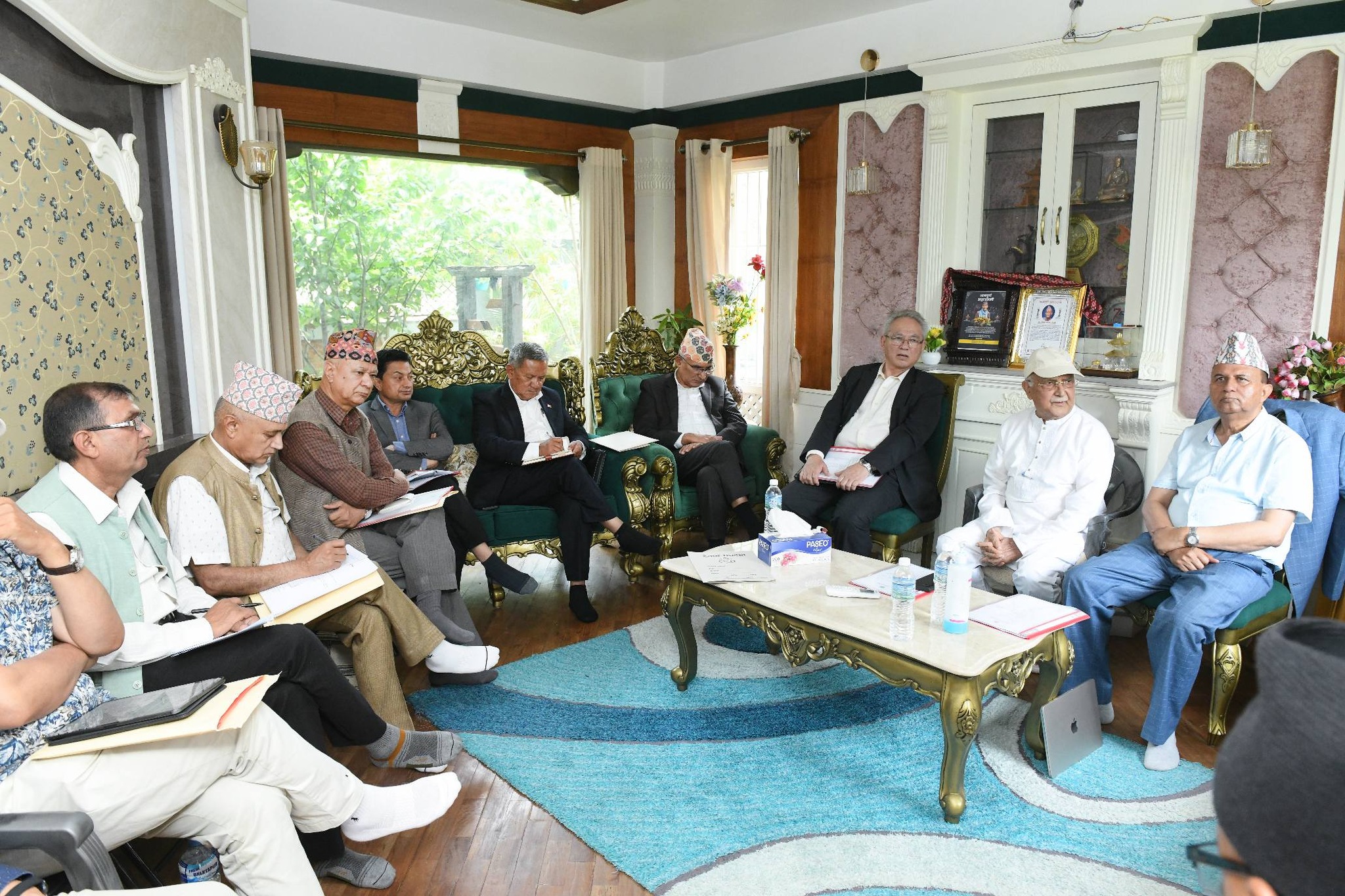 एमालेको सचिवालय बैठक आज पनि, सदस्यहरूले धारणा राख्ने