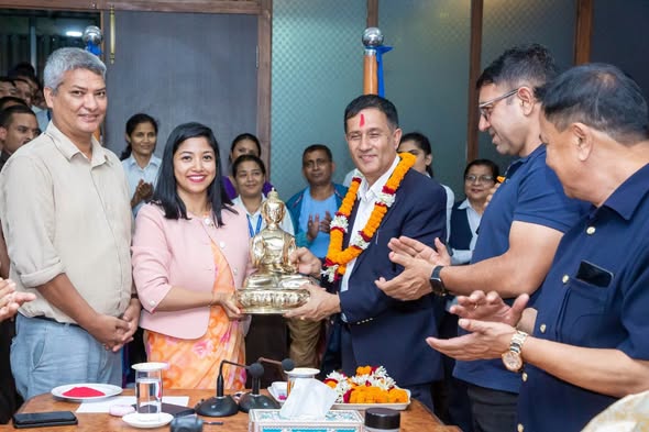 सरोज गुरागाईँ सेवा निवृत्त