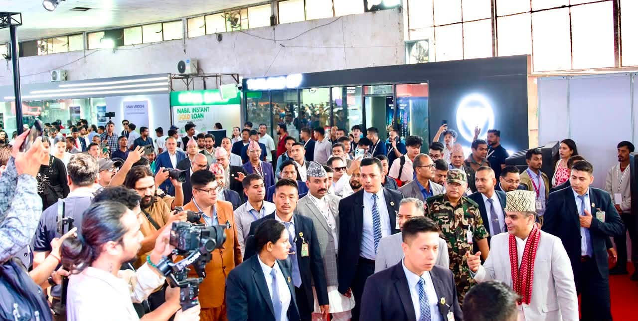 अटोमोबाइल उद्योगले भोगिरहेका समस्याबारे सरकार मौन रहेको श्रेष्ठकाे गुनासाे
