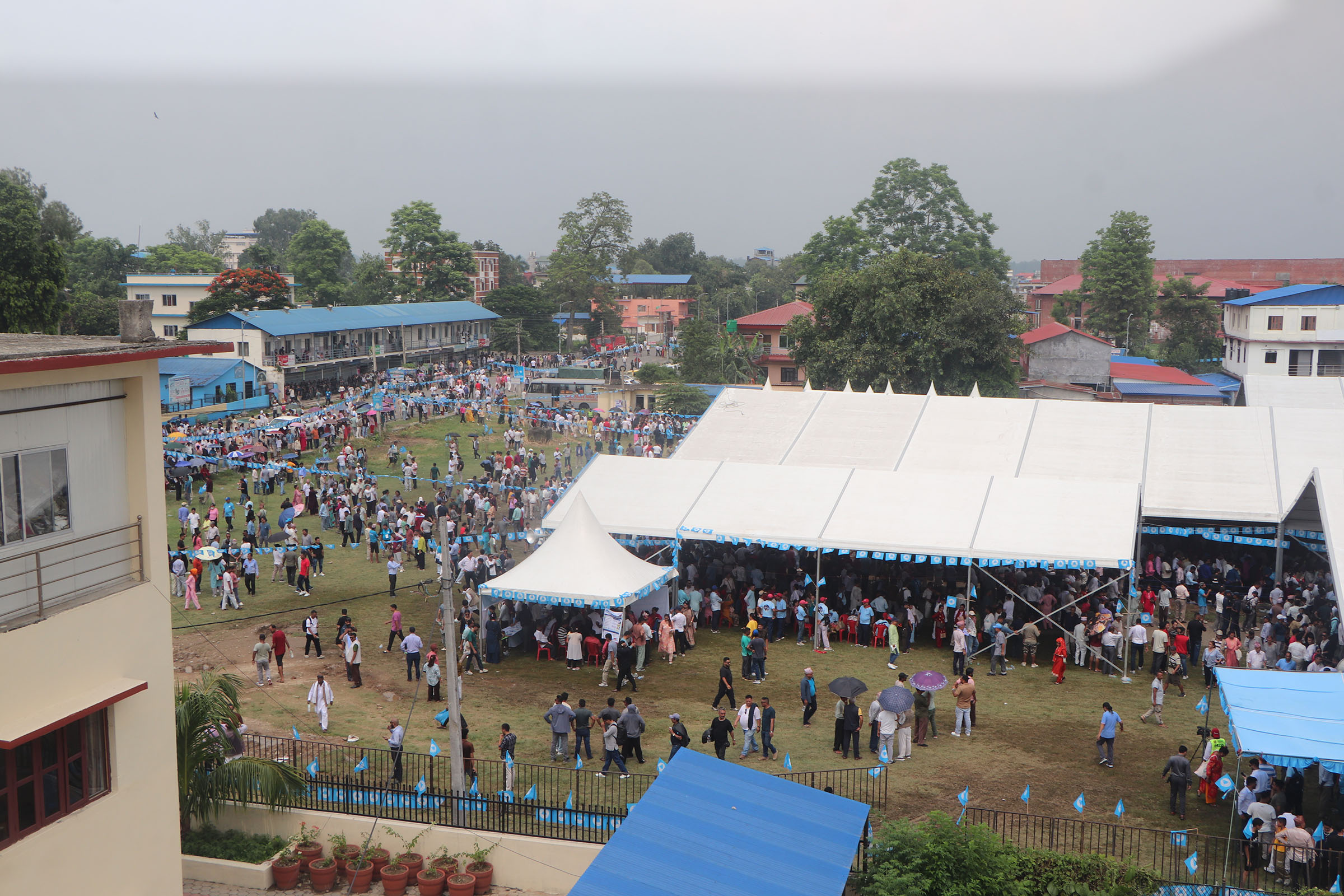 सभापति लामछिाने र वरिष्ठ नेता शाहद्वारा महाधिवेशन उद्घाटन
