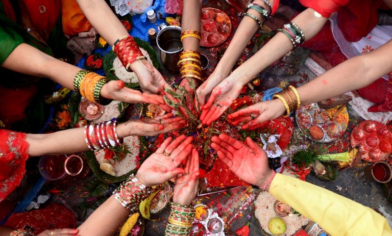 सुरू भयाे तिज : आज दर खाने दिन