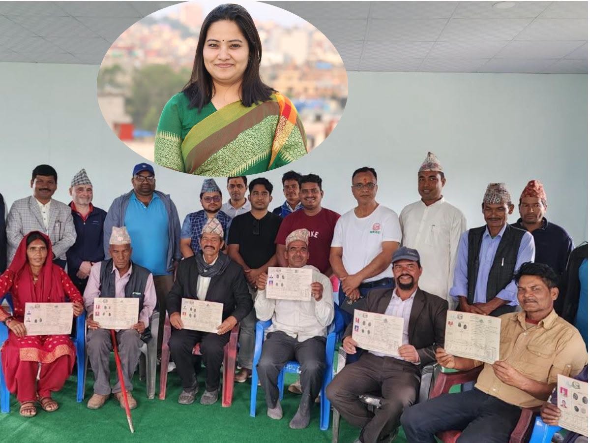 डढेलधुराको अजयमेरुमा लालपुर्जा वितरण