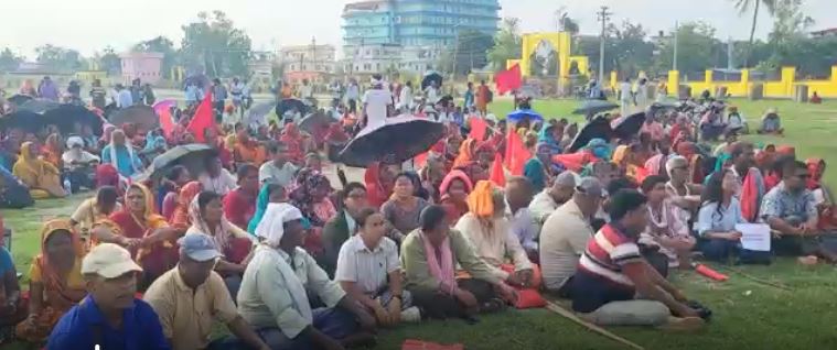 जनकपुरदेखि काठमाडौंसम्म पैदल मार्च गर्दै मिटरब्याज पीडित