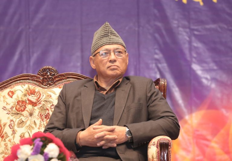 एमाले संसदीय दलको नेतामा रामबहादुर थापा ‘बादल’ चयन