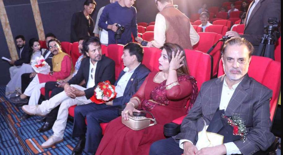 दीपक–दीपाश्रीले ९ करोड लगानीमा निर्माण गरेको आइइनआइ सिनेमाज् सञ्चालनमा